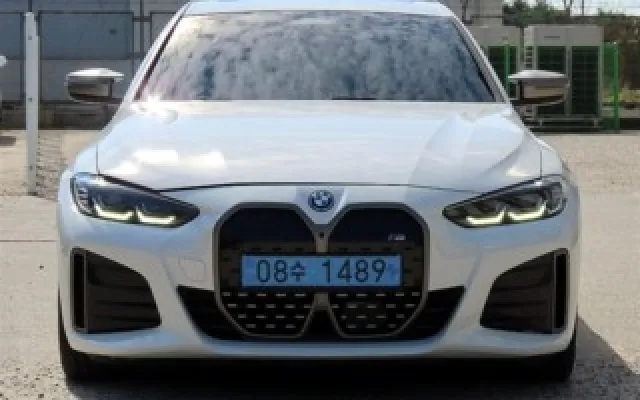 인천중고차할부 i4 M50 매물 사진 14 - 2023/08 55,521km