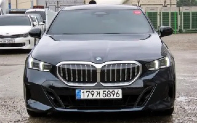 인천중고차할부 5시리즈 (G60) 523d 매물 사진 4 - 2024/04 56,201km