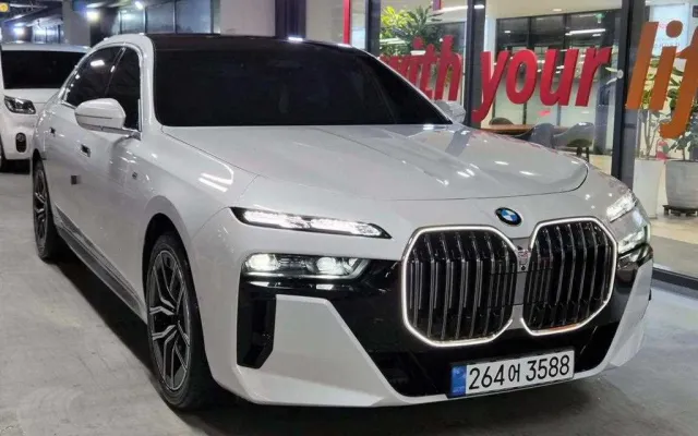 인천중고차할부 7시리즈 (G70) 740i xDrive M 스포츠 매물 사진 1 - 2025/06 11,460km